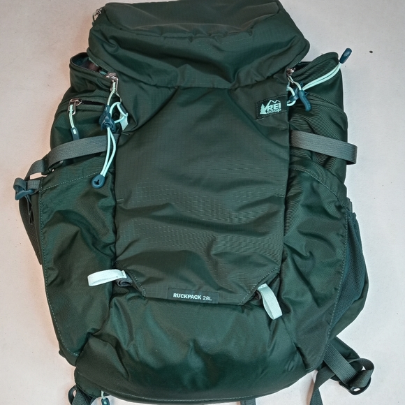 REI Other - REI Ruckpack 28 L Daybag Dark Seaweed Hiking Trail